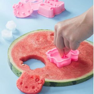 Hello Kitty Sanrio Fruit Mold