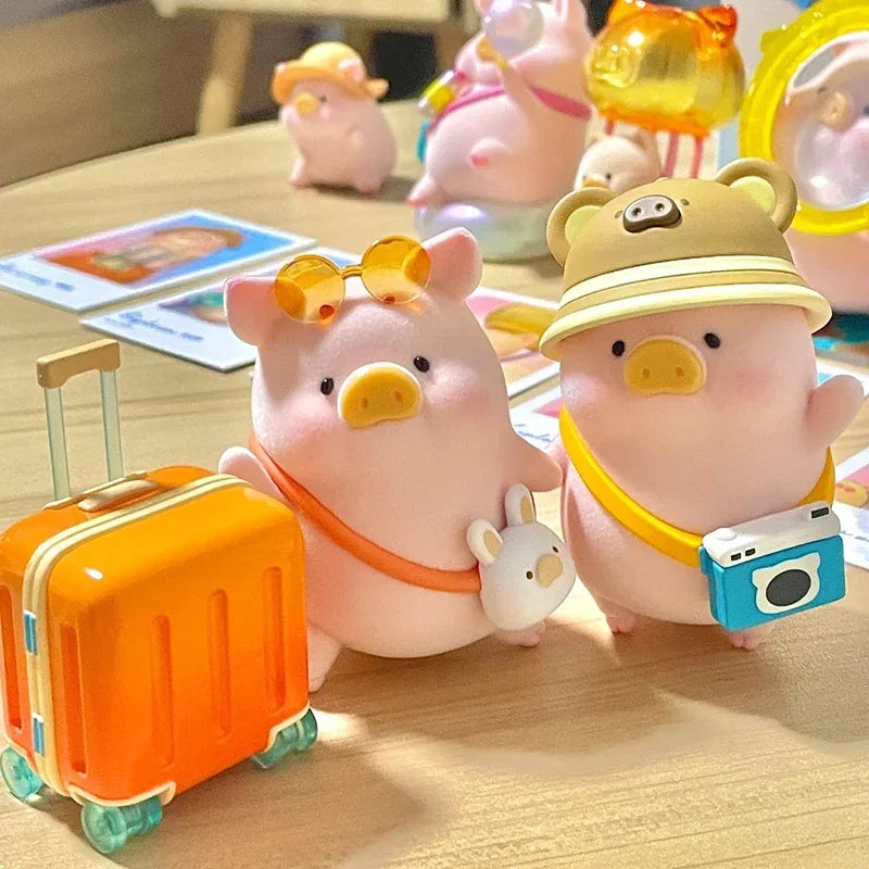 Lulu Pig Travel Series Blind Box - Image 4