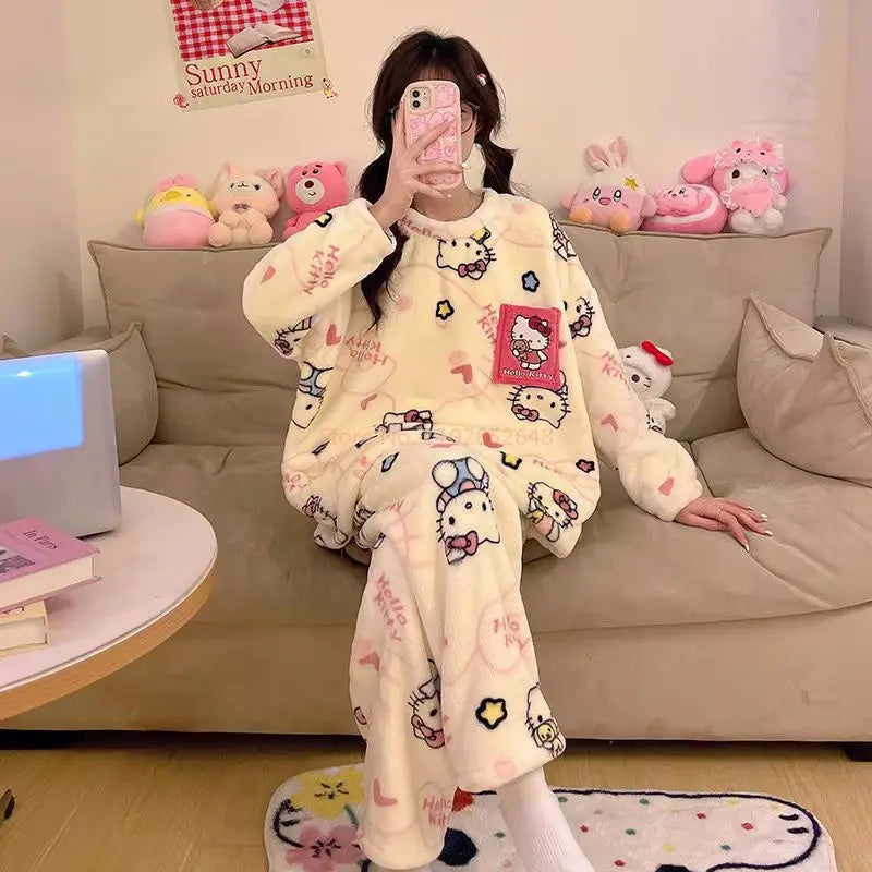 2024 New Autumn & Winter Sanrio Hello Kitty Coral Velvet Pajama Set - Image 5