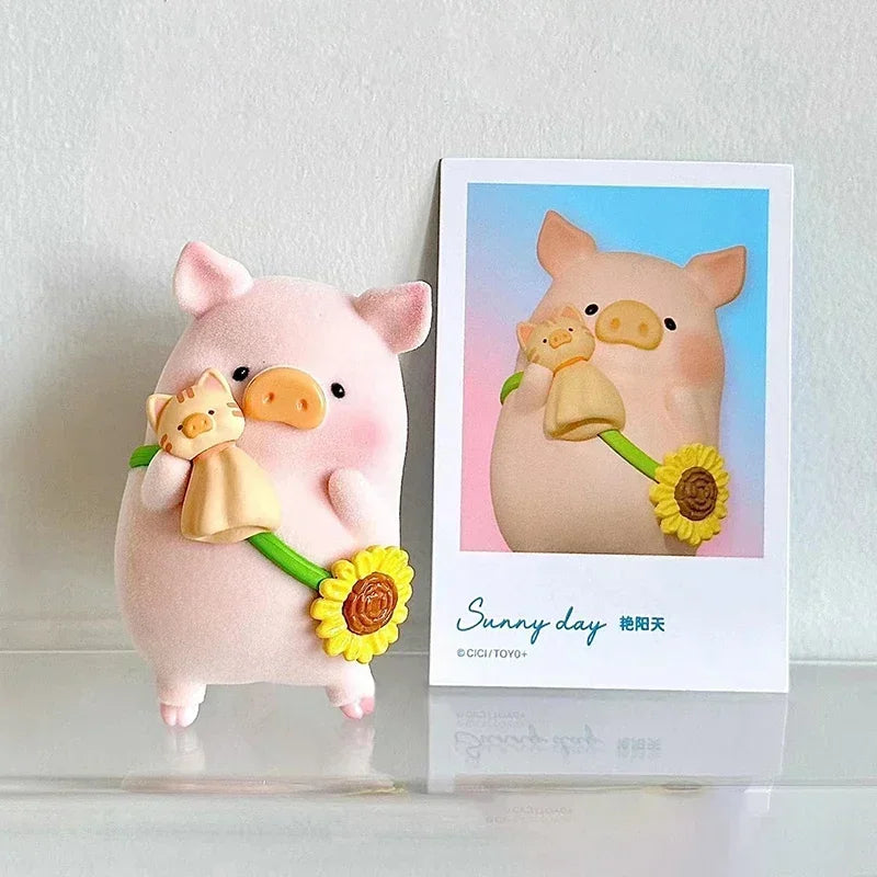 Lulu Pig Travel Series Blind Box - Image 11